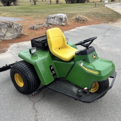   John Deere 1200A