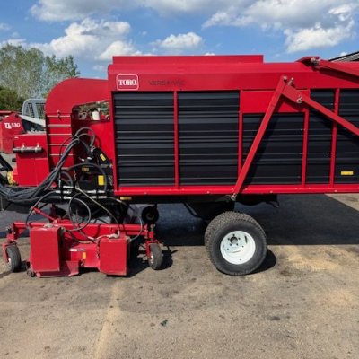  2018 Toro Versa Vac