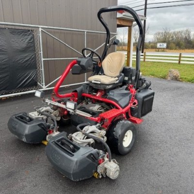  2011 Toro 3420 Greensmaster - Diesel engine with electric reels