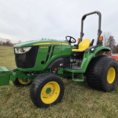  2025 John Deere 4052R