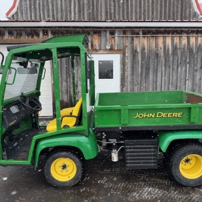 2018 John Deere 2030D 2x4 with hydraulic high flow