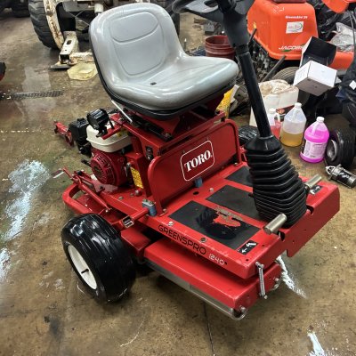  2014 Toro  greenspro greens roller 1240