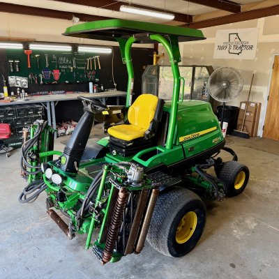  2017 John Deere 8700A Fairway Mower 4WD