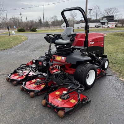  2019 Toro Groundsmaster 4500-D Rotary Contour Mower AWD