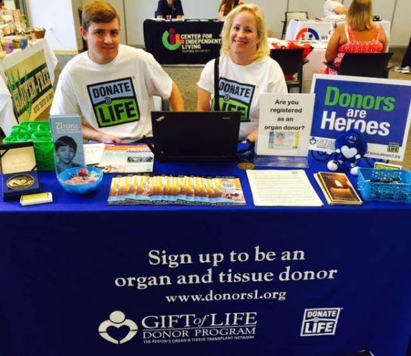 Andrew Schukraft, here with his mother Heidi, is an advocate for organ donation.