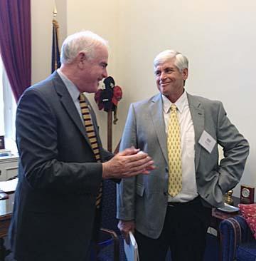 Matt Shaffer (right) of Merion Golf Club speaks with congressman Pat Meehan (R-Pa.) during National Golf Day activities in Washington, D.C. Photo courtesy of Jeff Bollig/GCSAA