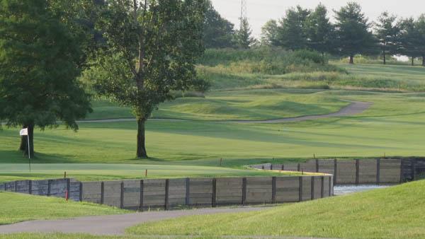 The staff at Kearney Hill Golf Links provide a country club experience on a municipal budget. Photos by John Reitman