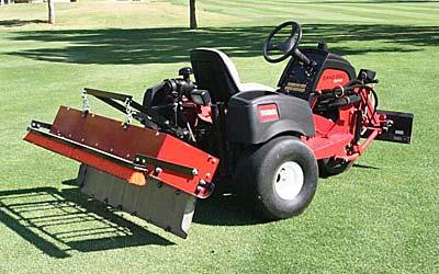 The F1 attaches easily to many types of bunker rakes to make removing aeration cores easier.