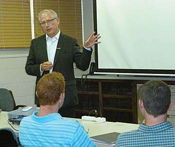 Pat Finlen, CGCS, talks about the importance of good relations with the golf shop staff.